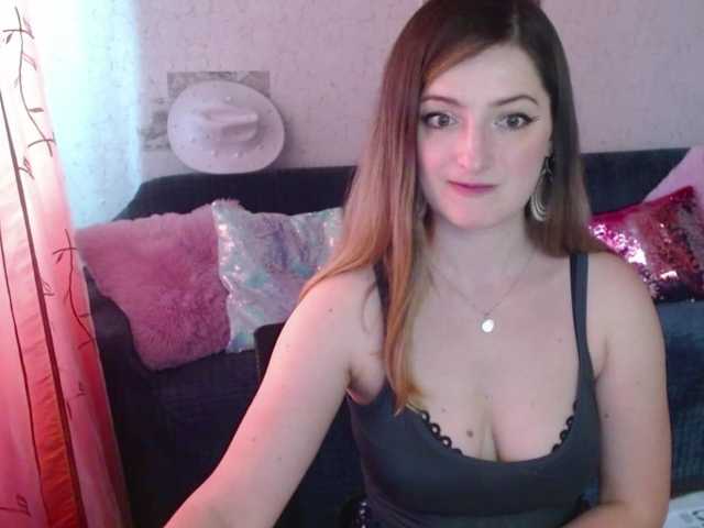 tastyariel live cam on BongaCams