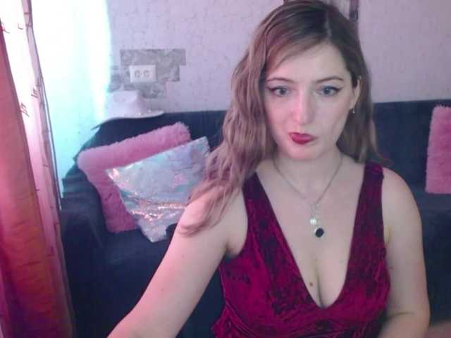 tastyariel live cam on BongaCams