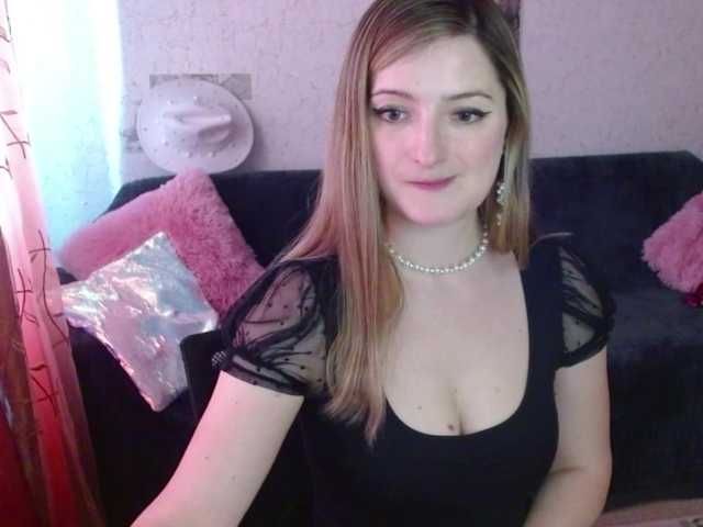 tastyariel live cam on BongaCams