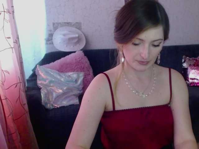 tastyariel live cam on BongaCams
