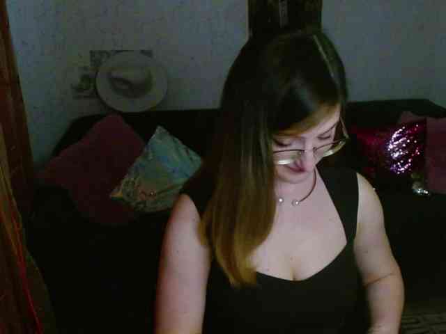 tastyariel tastyariel
