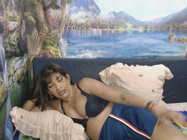 indianaqua live cam on BongaCams
