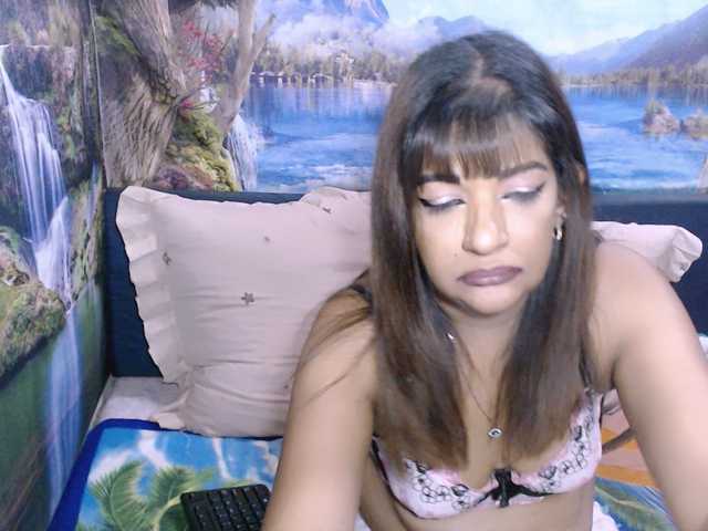indianaqua live cam on BongaCams