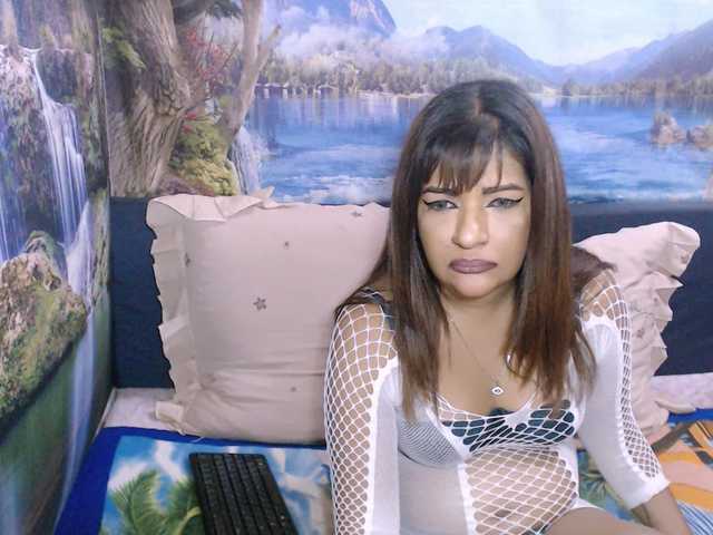 indianaqua live cam on BongaCams