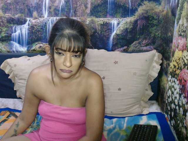 indianaqua's BongaCams show and profile