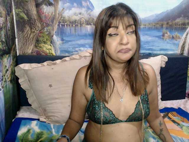 indianaqua live cam on BongaCams
