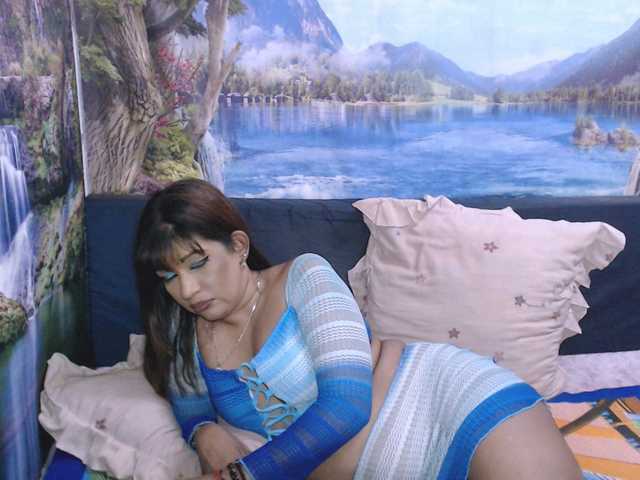 indianaqua live cam on BongaCams