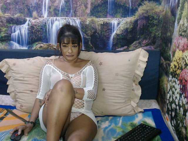 indianaqua's BongaCams show and profile