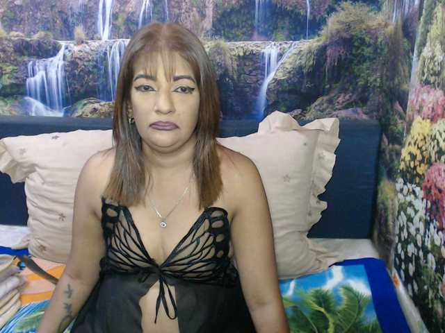 indianaqua's BongaCams show and profile