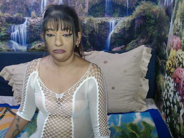 indianaqua's BongaCams show and profile