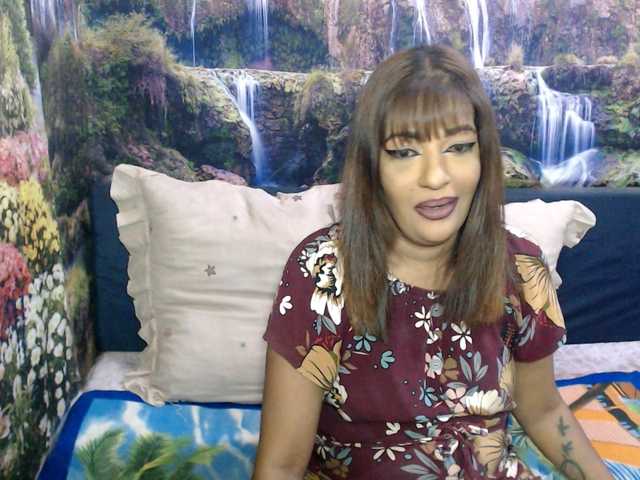 indianaqua live cam on BongaCams