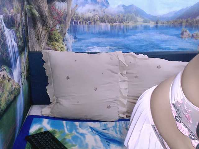 indianaqua live cam on BongaCams