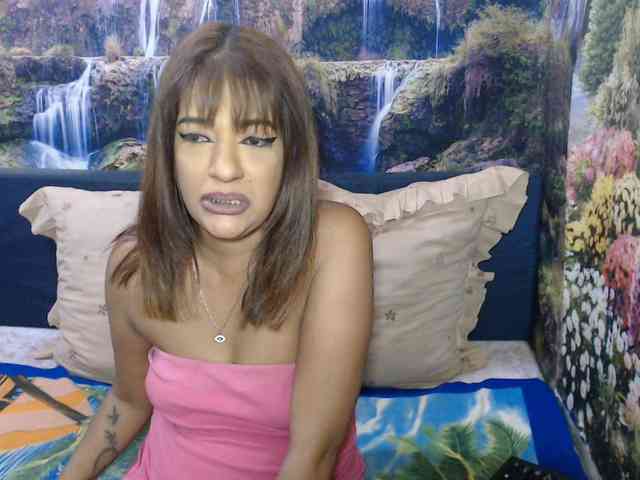 indianaqua Live Webcam on BongaCams
