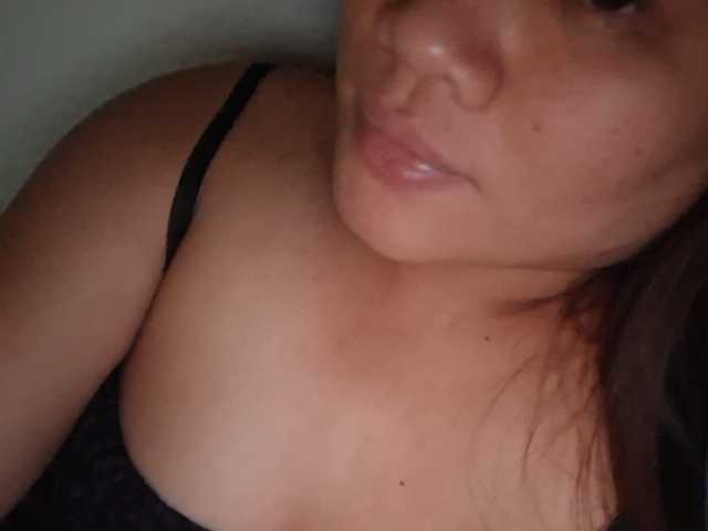 sexyasian27 live cam on BongaCams