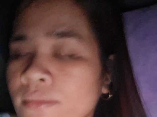 sexyasian27 live cam on BongaCams