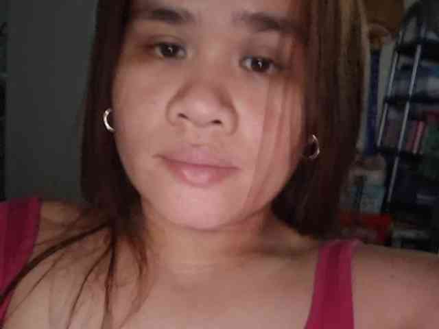 Rubie143 webcam