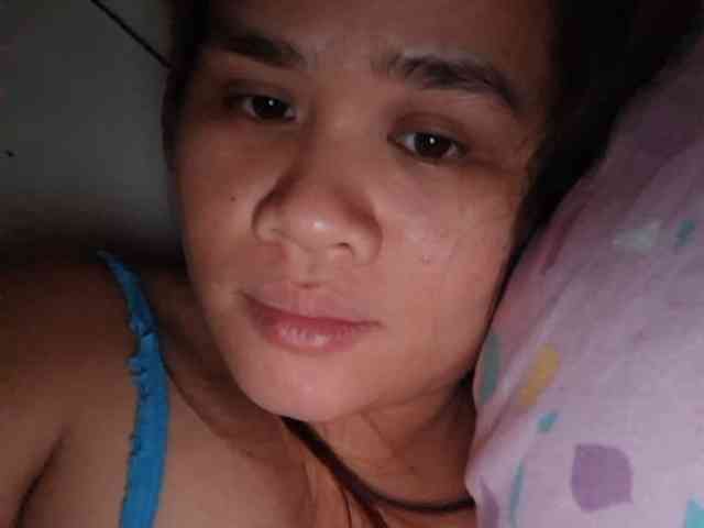 Rubie143 webcam