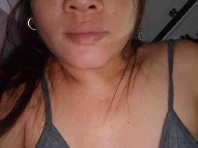 Rubie143 webcam
