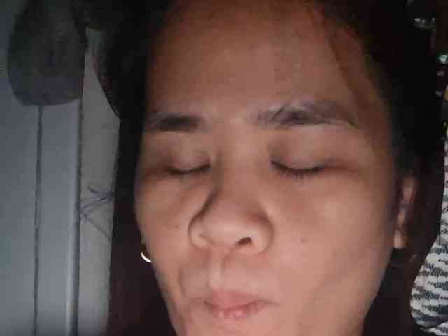 Rubie143 webcam