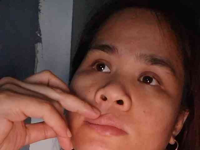 Rubie143 webcam