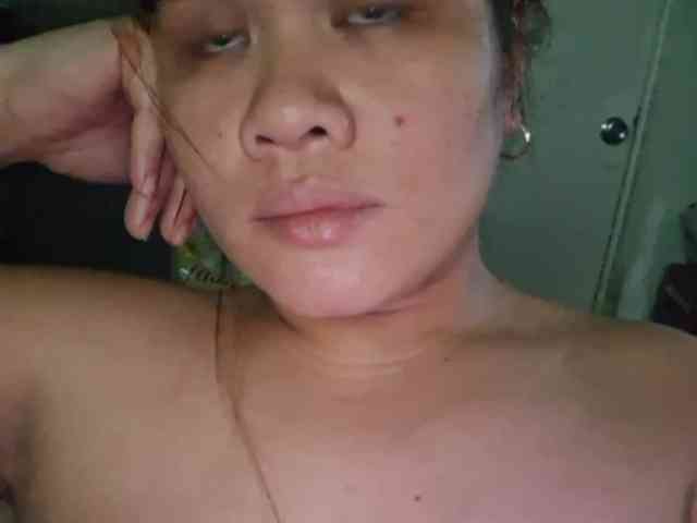 Rubie143 webcam