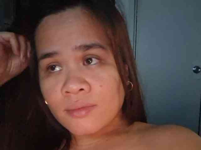 Rubie143 webcam