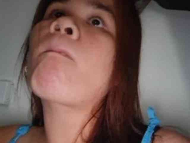 Rubie143 webcam