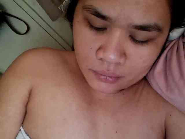 Rubie143 webcam