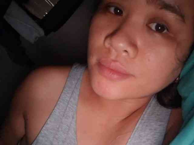 Rubie143 webcam