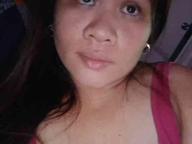Rubie143 webcam