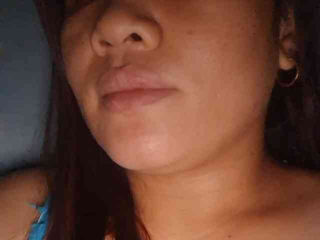 Rubie143 webcam