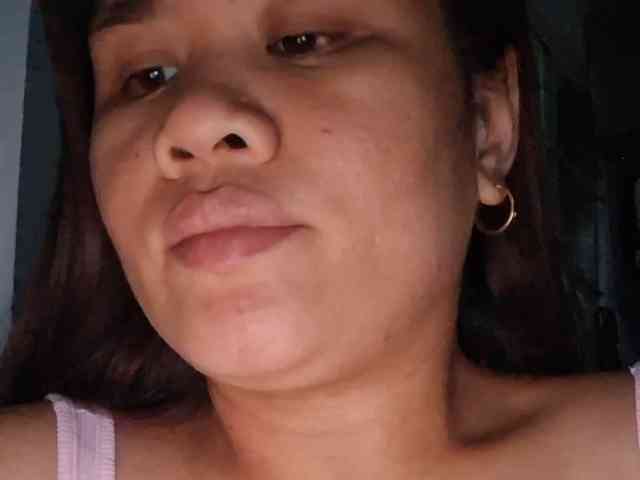Rubie143 webcam