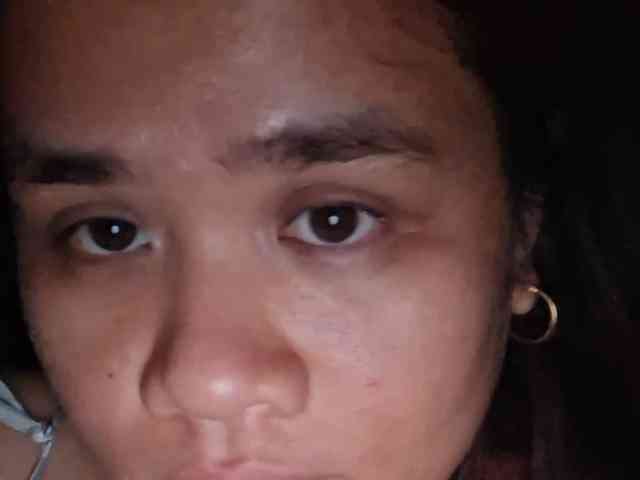 Rubie143 webcam