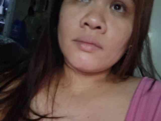 Rubie143 webcam