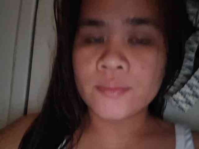 Rubie143 webcam