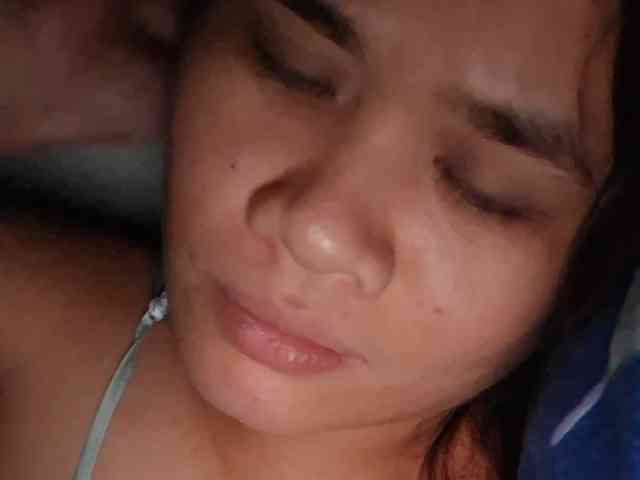 Rubie143 webcam