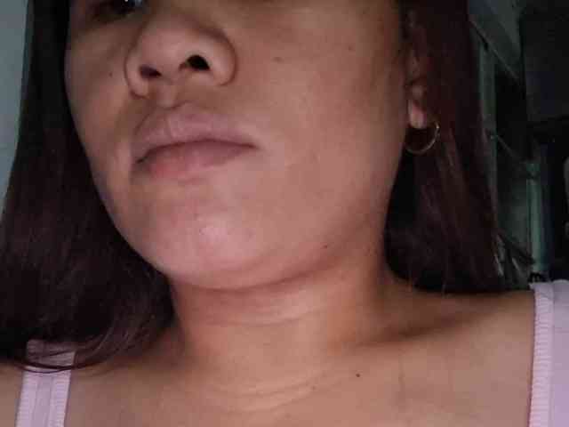Rubie143 webcam