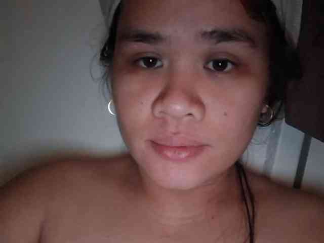 Rubie143 webcam