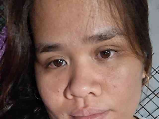 Rubie143 webcam