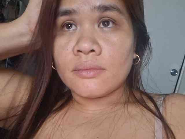 Rubie143 webcam