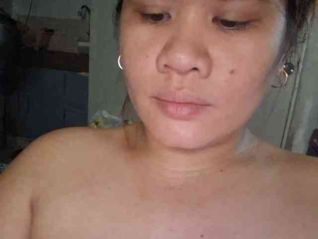 Rubie143 webcam