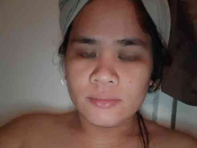 Rubie143 webcam