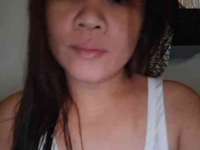 Rubie143 webcam