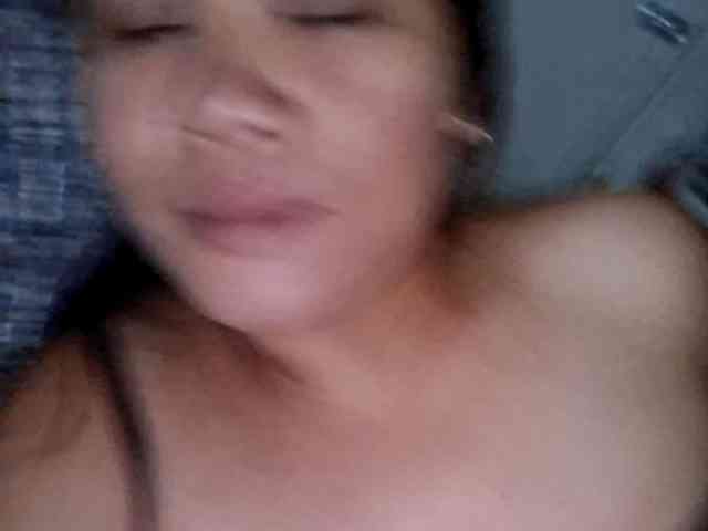 Rubie143 webcam