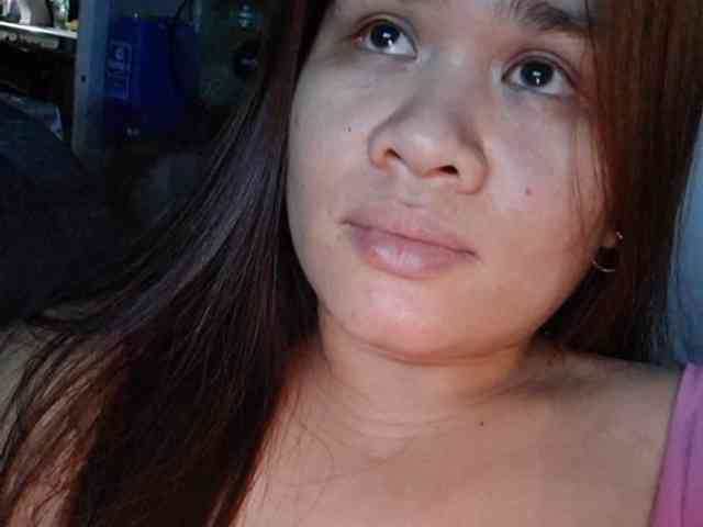 Rubie143 webcam