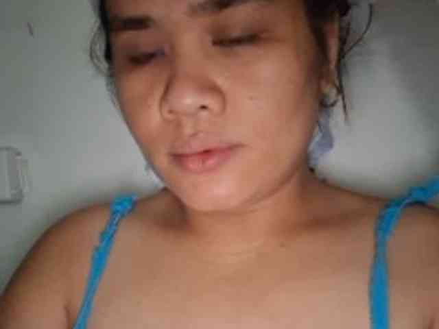 Rubie143 webcam