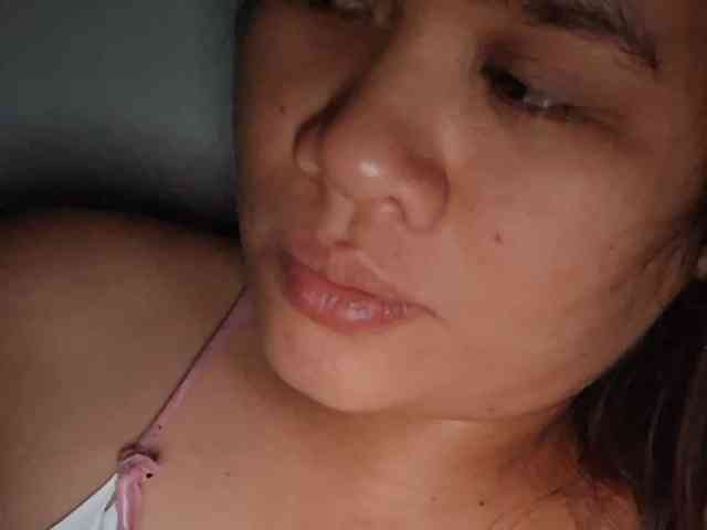 Rubie143 webcam
