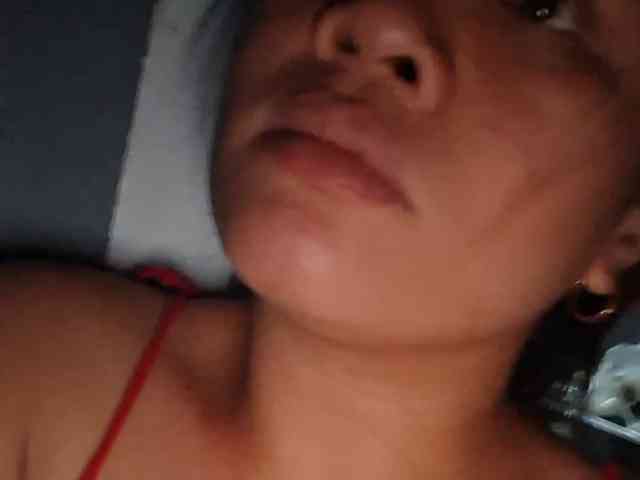 Rubie143 webcam