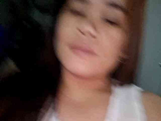 Rubie143 webcam