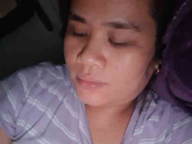 Rubie143 webcam